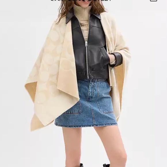 New Coach Cream/Tan Signature Cape - Picture 1 of 2
